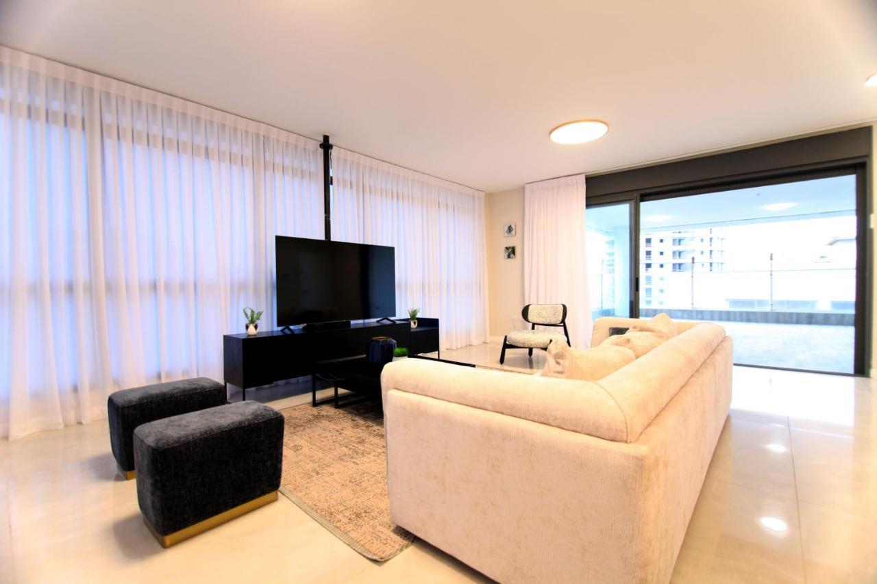 Mini Penthouse Near The Beach Netanja Zewnętrze zdjęcie