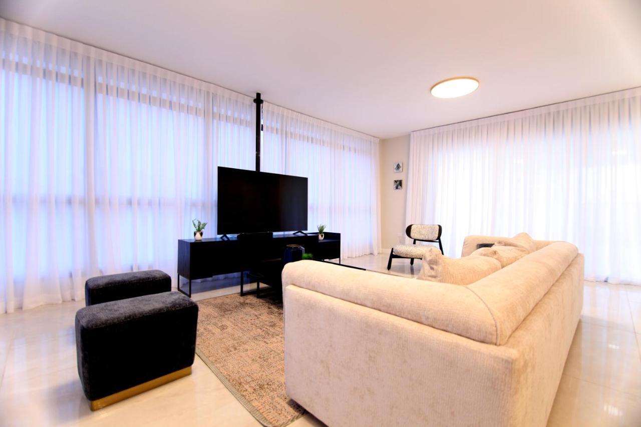 Mini Penthouse Near The Beach Netanja Zewnętrze zdjęcie